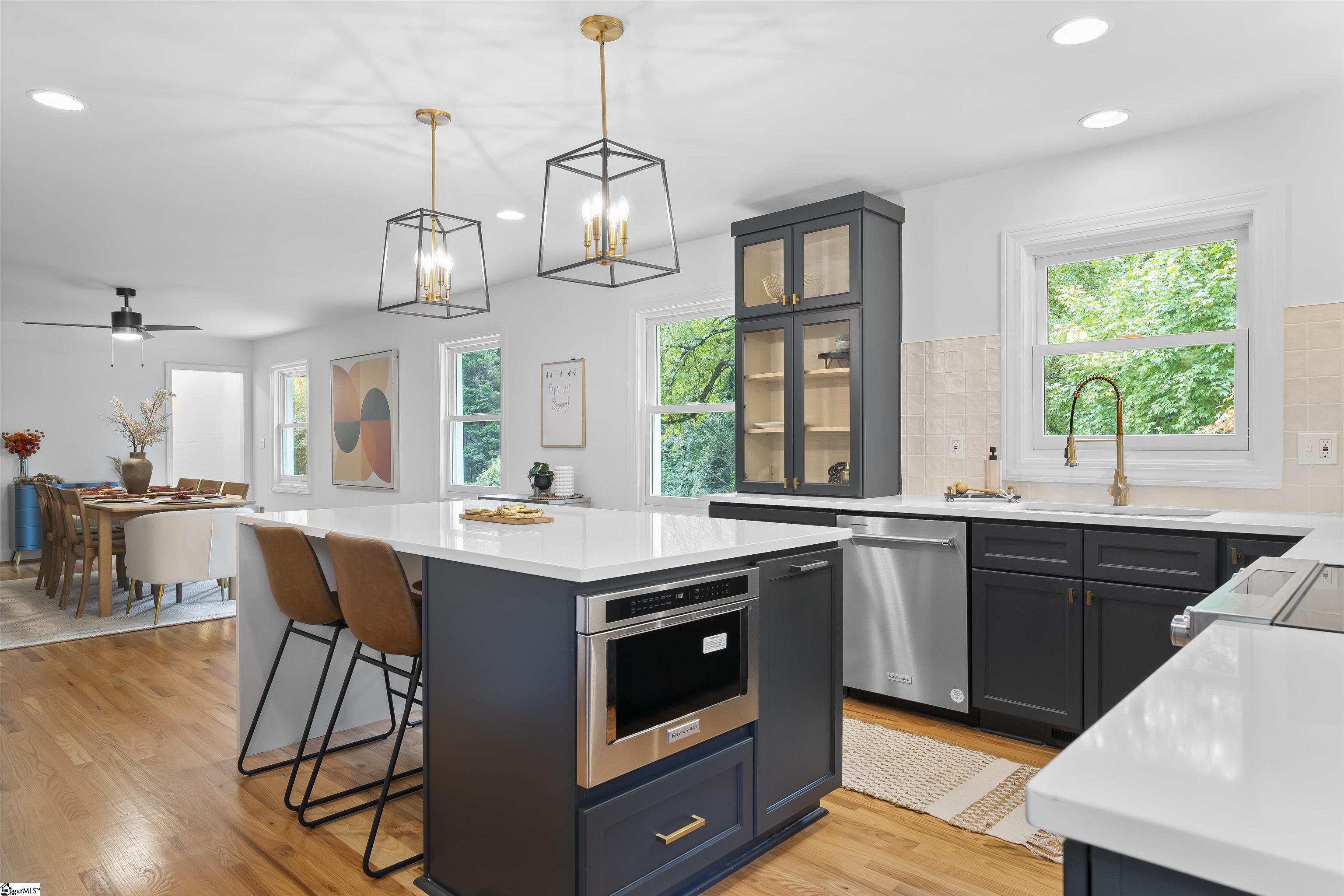 210 Hermitage Road Greenville, SC 29615 - Photo 11 of 36