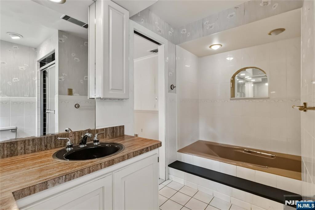 45 Nance Road West Orange, NJ 07052 - Photo 24 of 39