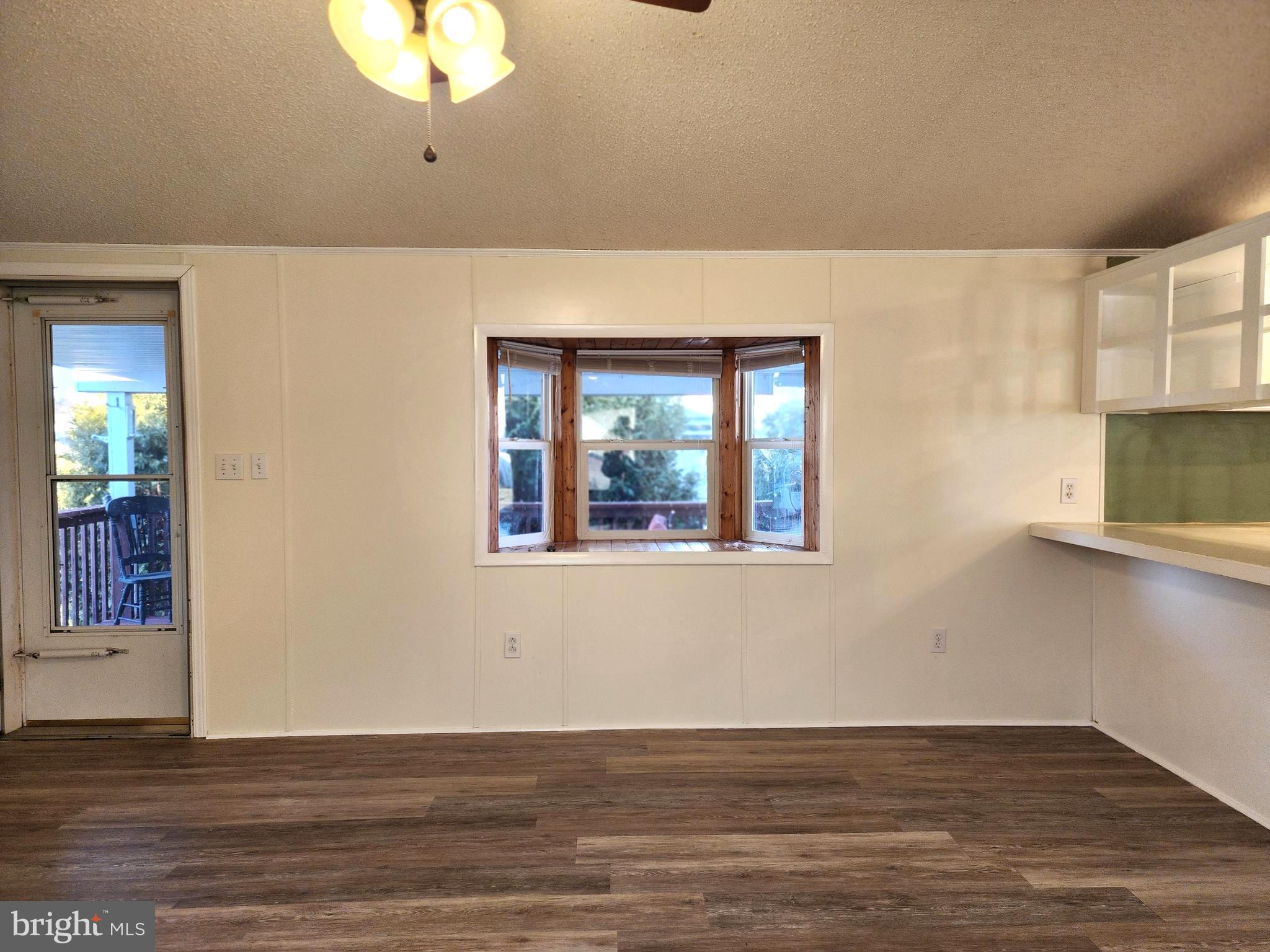 63 Walker Avenue Gettysburg, PA 17325 - Photo 11 of 33