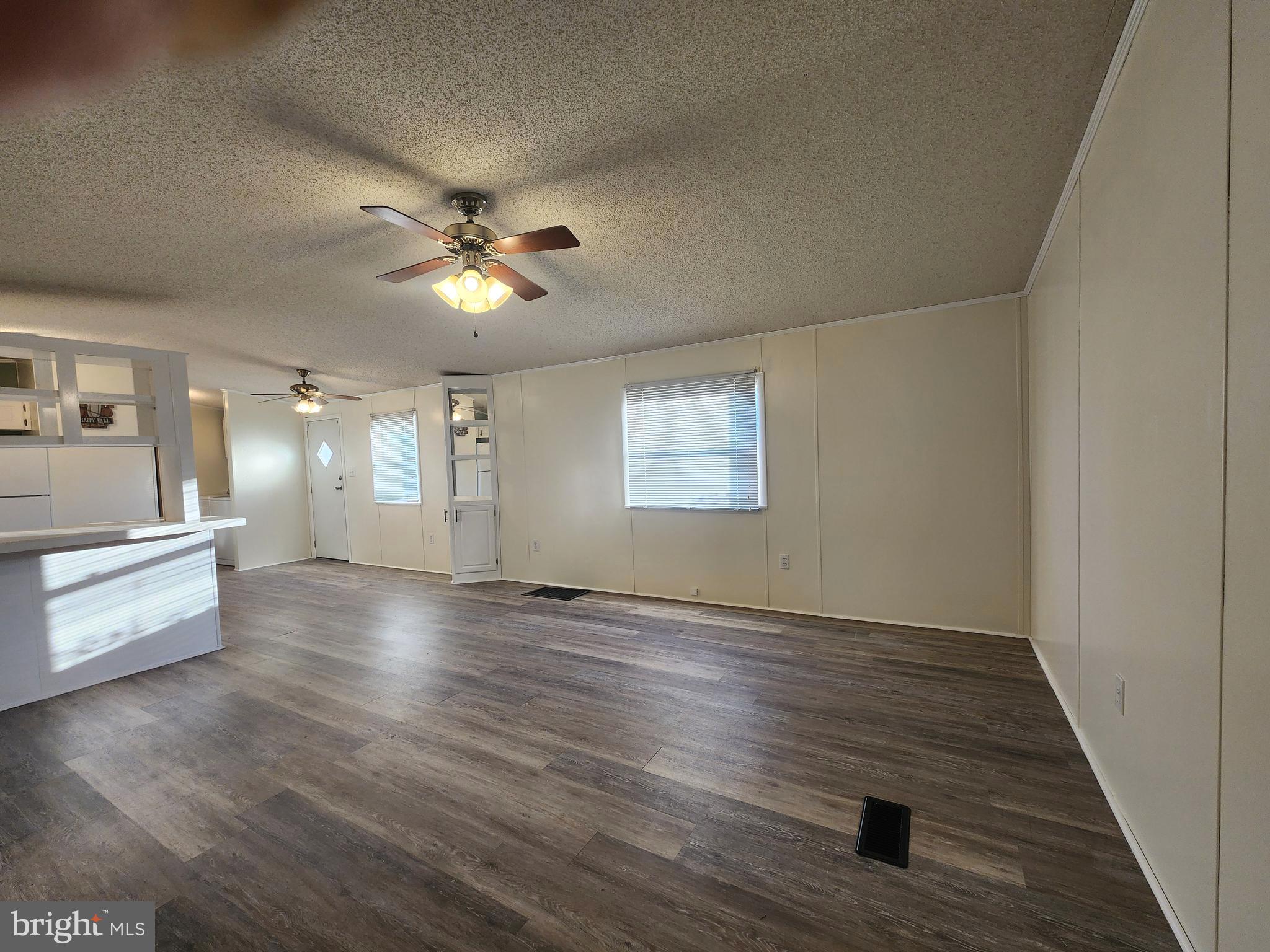 63 Walker Avenue Gettysburg, PA 17325 - Photo 4 of 33