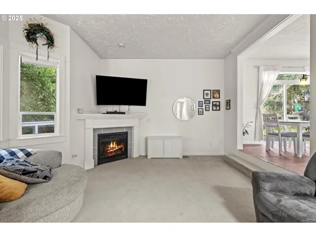 $500,000 | 5709 Southeast 18th Court, Gresham, OR 97080