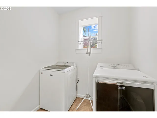 $500,000 | 5709 Southeast 18th Court, Gresham, OR 97080