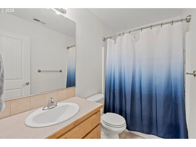 $500,000 | 5709 Southeast 18th Court, Gresham, OR 97080