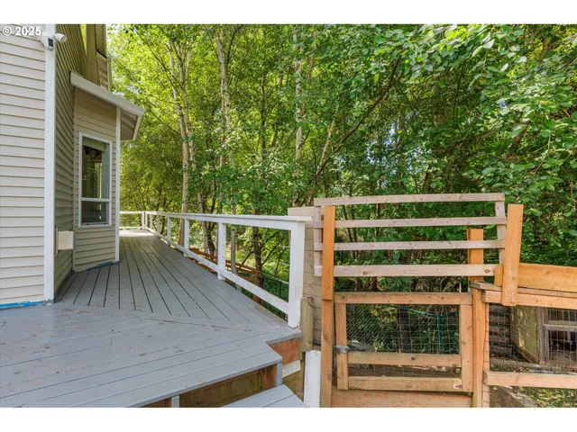 $500,000 | 5709 Southeast 18th Court, Gresham, OR 97080