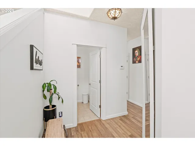 $500,000 | 5709 Southeast 18th Court, Gresham, OR 97080