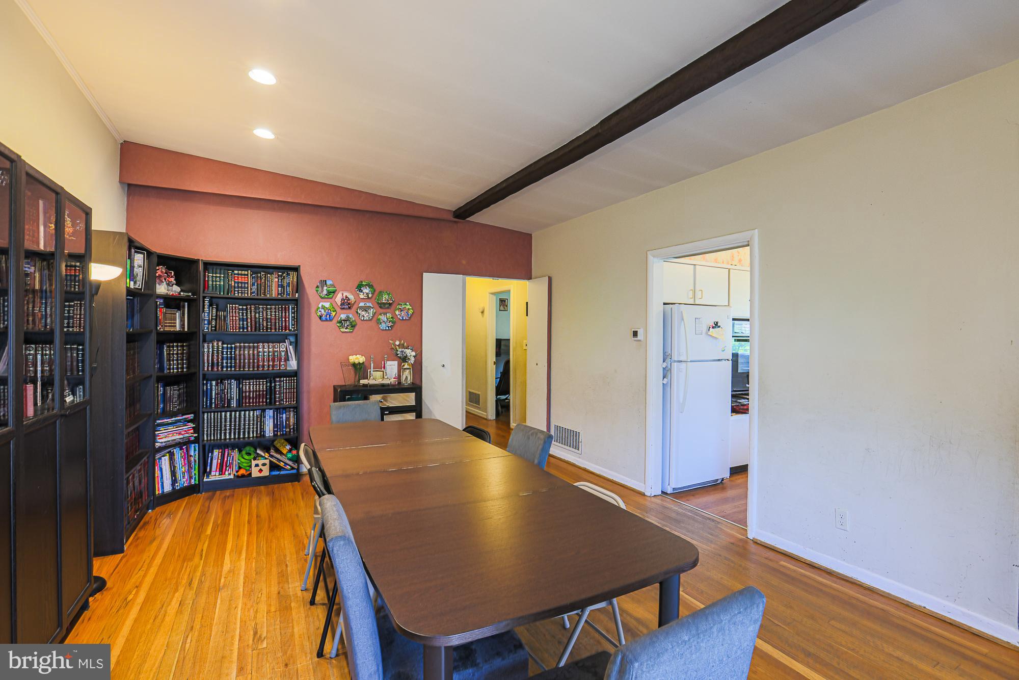 2451 Forest Green Road Baltimore, MD 21209 - Photo 11 of 32