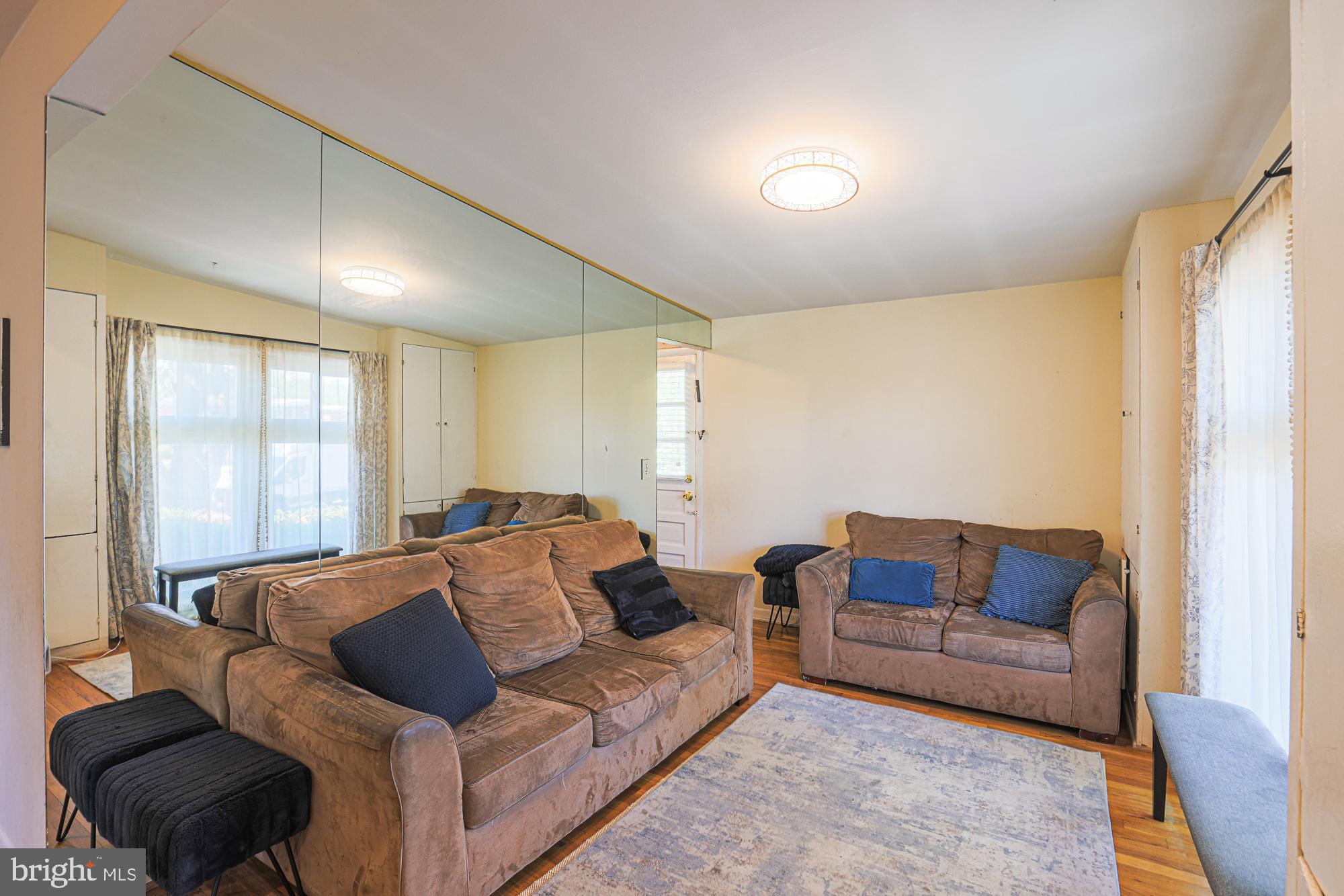 2451 Forest Green Road Baltimore, MD 21209 - Photo 12 of 32