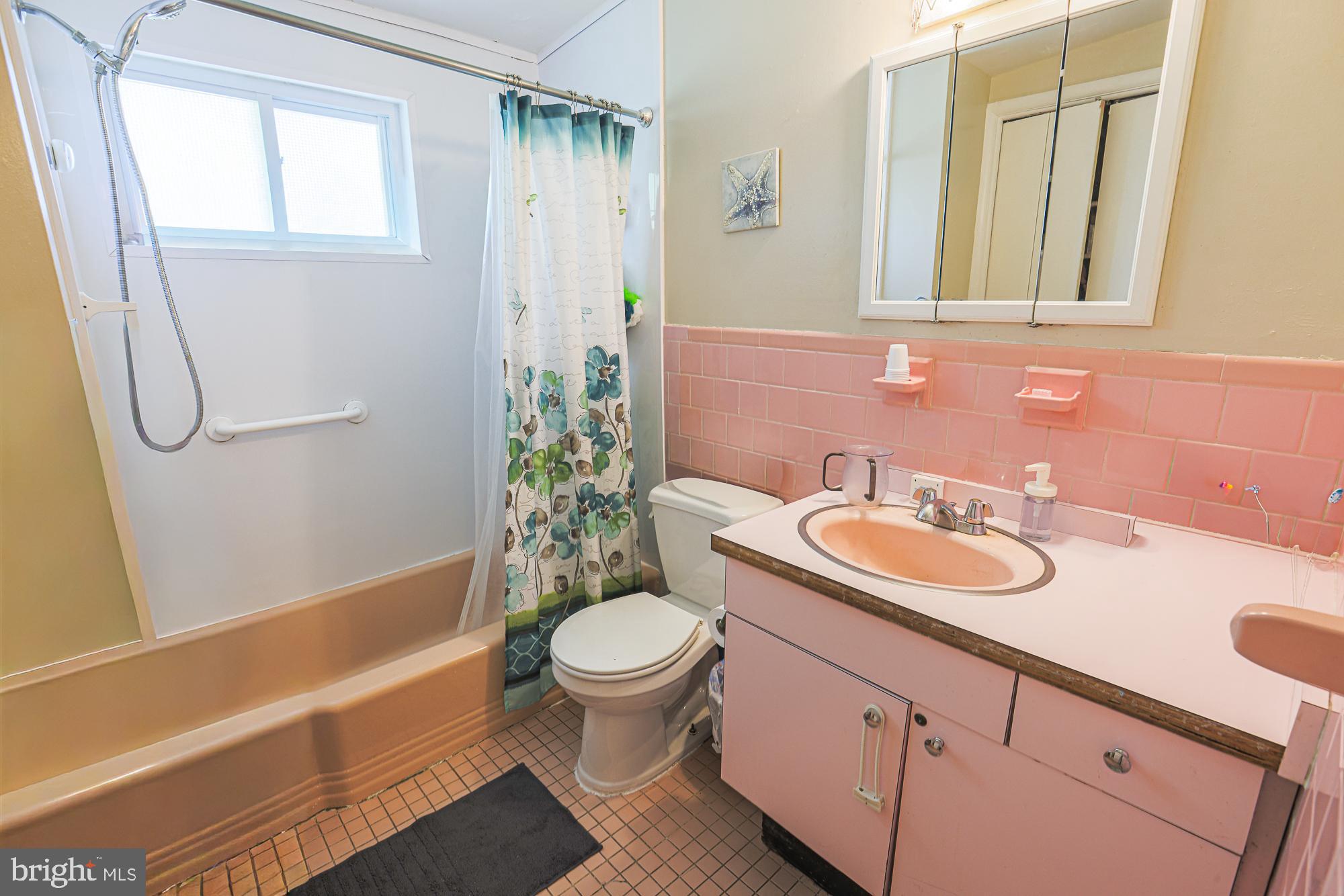 2451 Forest Green Road Baltimore, MD 21209 - Photo 18 of 32