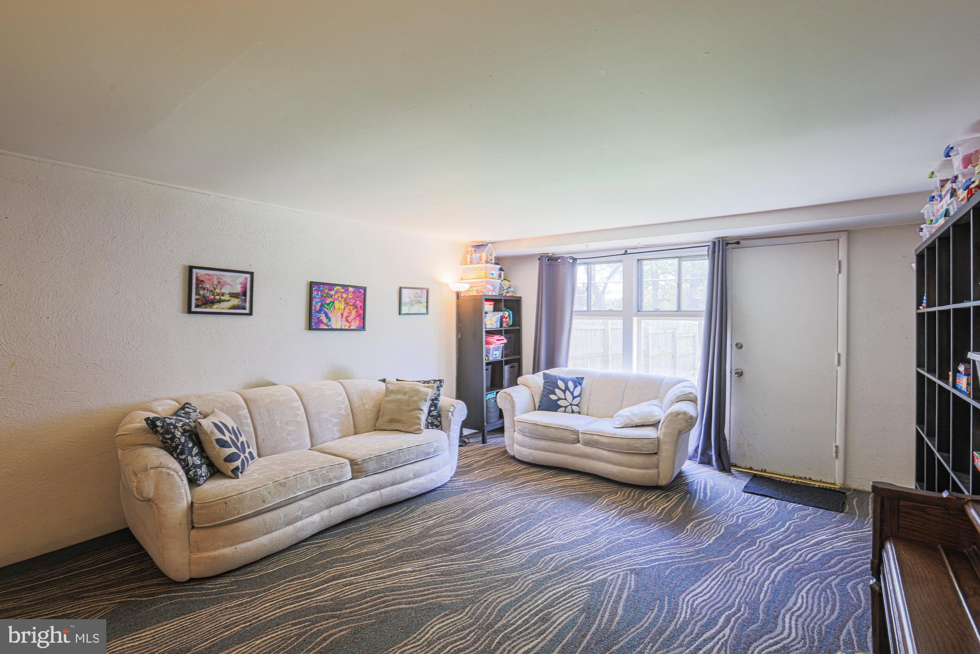 2451 Forest Green Road Baltimore, MD 21209 - Photo 23 of 32