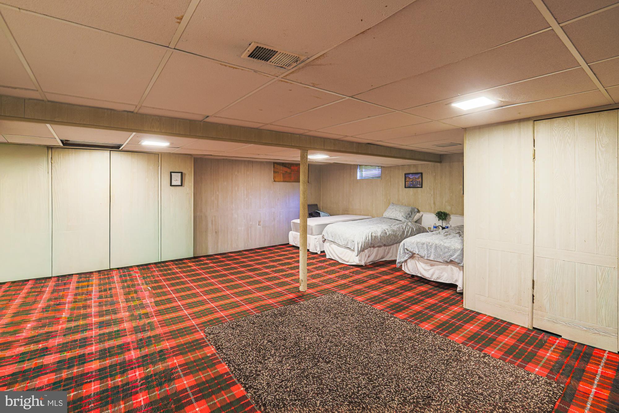 2451 Forest Green Road Baltimore, MD 21209 - Photo 25 of 32