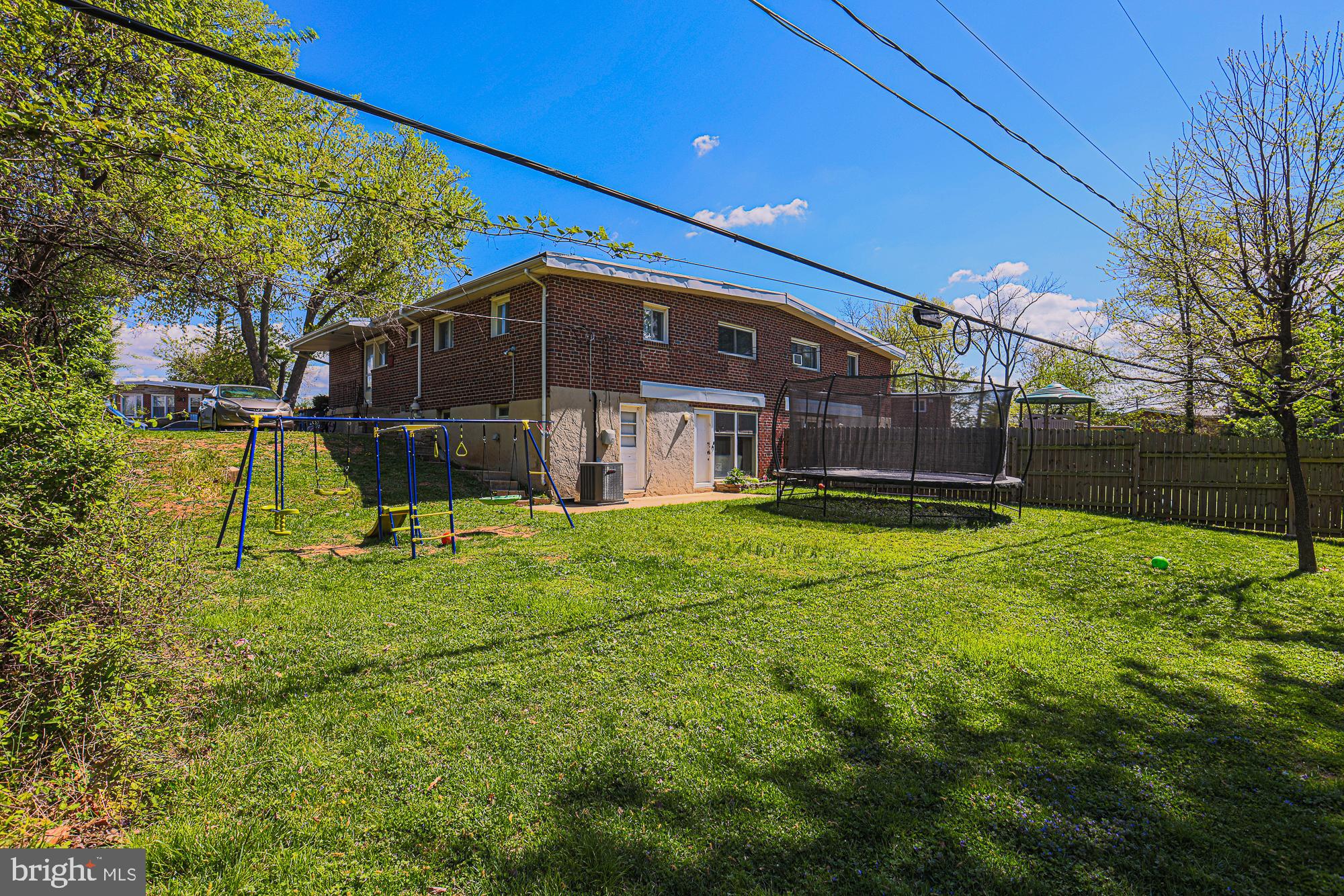 2451 Forest Green Road Baltimore, MD 21209 - Photo 28 of 32