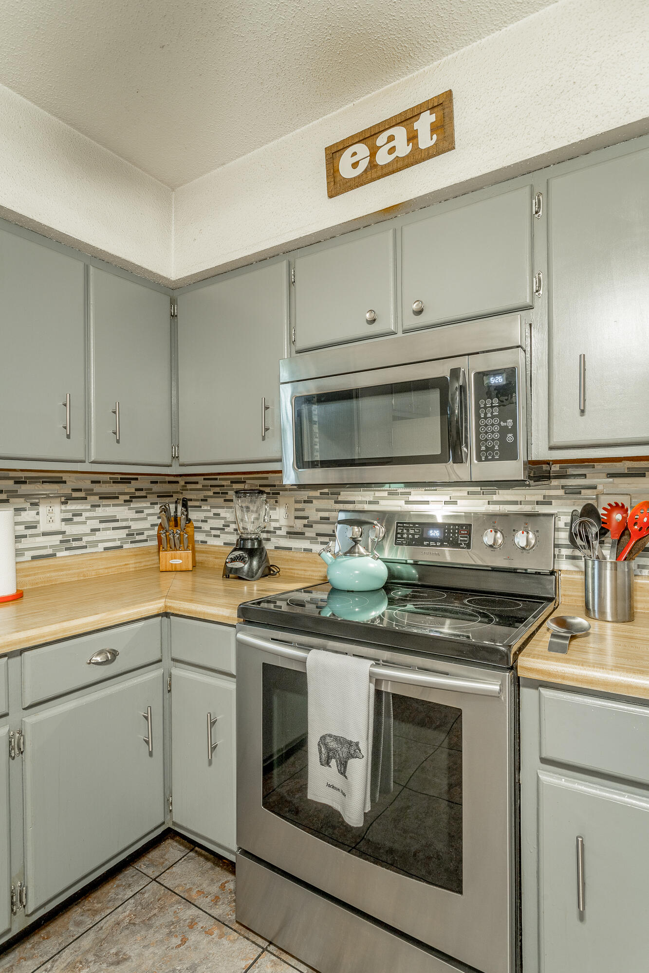 4504 Eldridge Road Hixson, TN 37343 - Photo 8 of 18 4504 Elderidge Rd. HD ALL-37 (2)