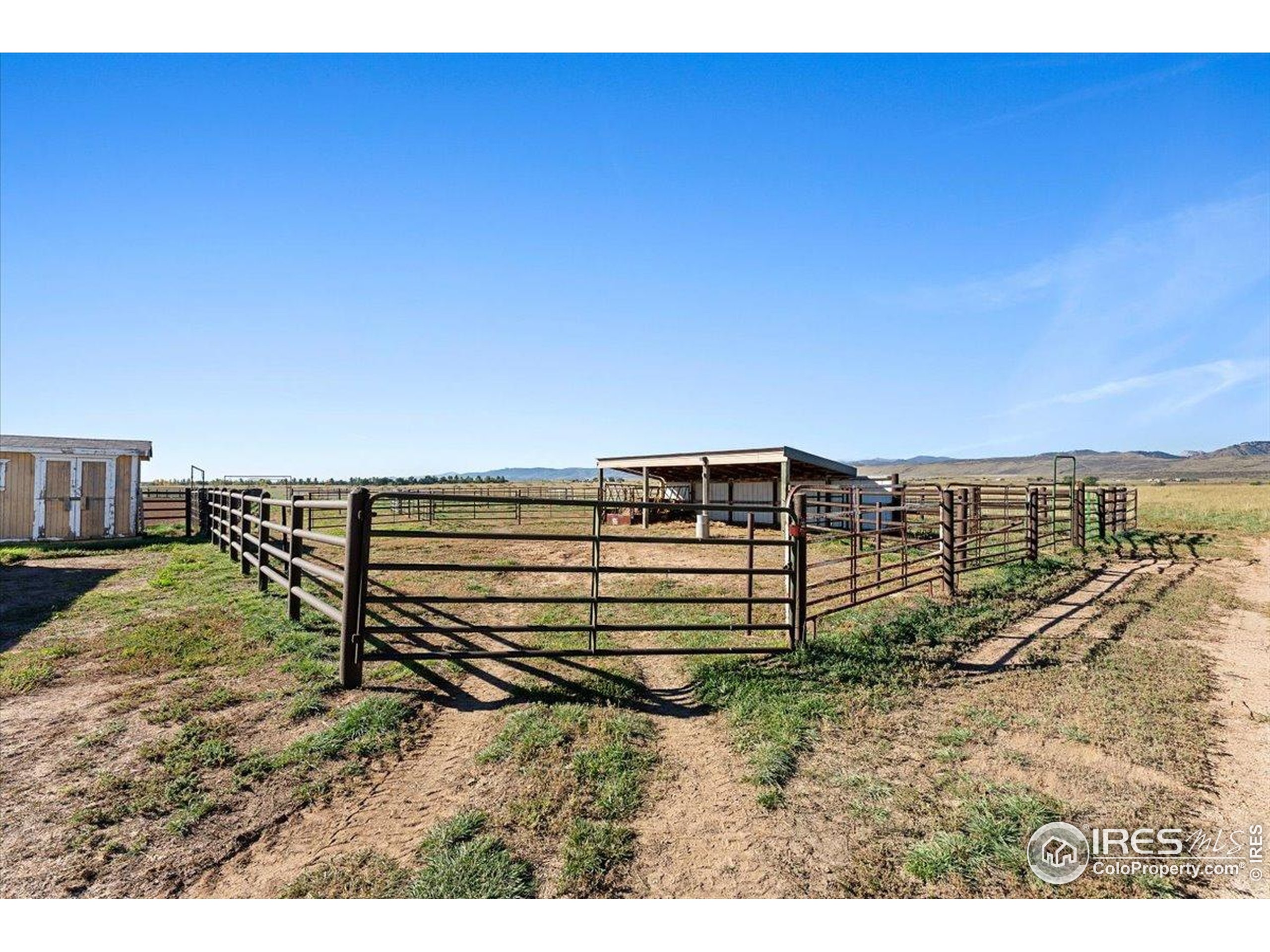 1721 West Co Road 68 Fort Collins, CO 80524 - Photo 41 of 50 a view of a dry yard with wooden fence
