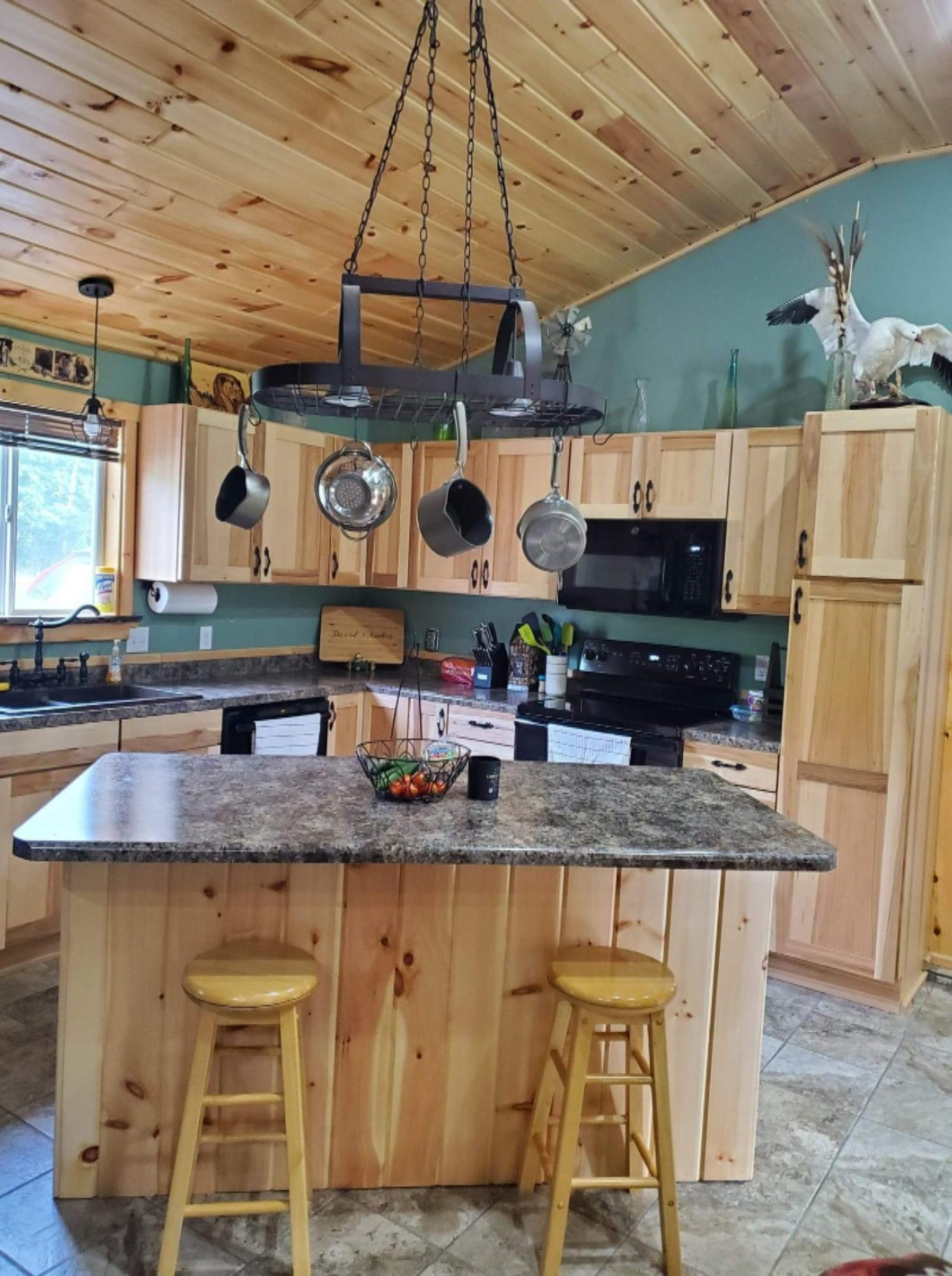 5503 Hillman Road Lakeview, MI 48850 - Photo 2 of 17 received_1364495973725589