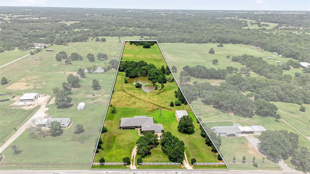 929 County Line Church Road Whitesboro, TX 76273 - Photo 2 of 40 Gallery Image 2