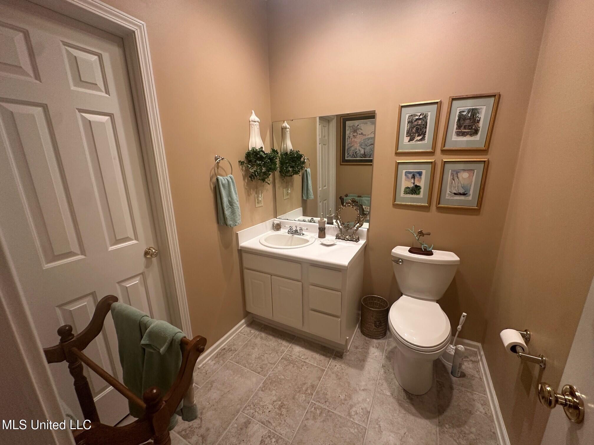 23 Oakridge Road Boyle, MS 38730 - Photo 14 of 26 A Bathroom