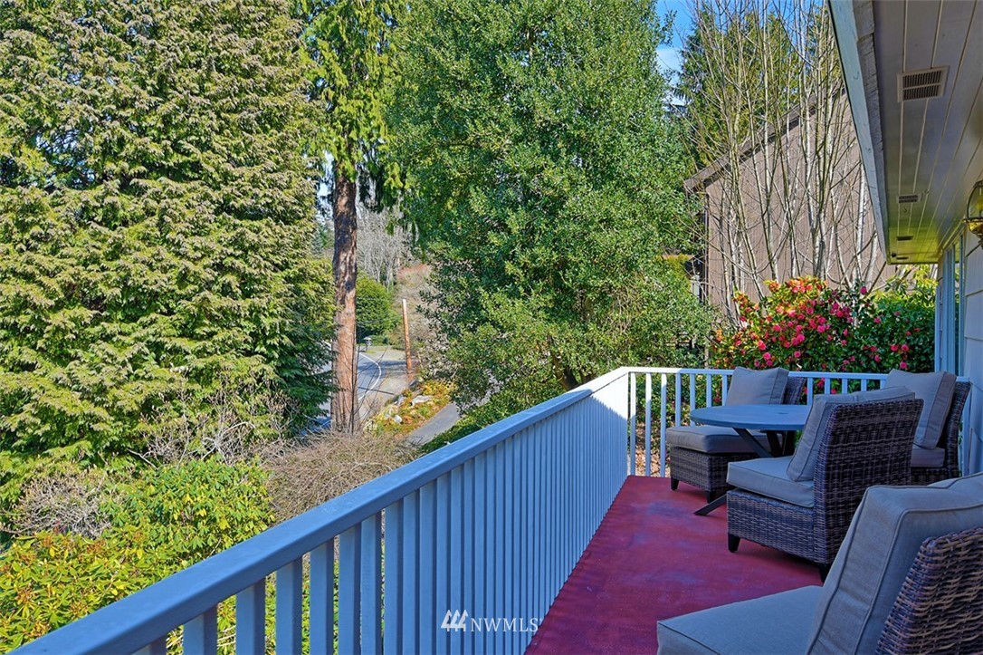 8302 Talbot Road Edmonds, WA 98026 - Photo 20 of 23 Gallery Image 20