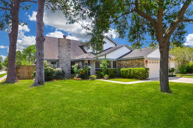 $298,500 | 21703 Park Bend Drive, Katy, TX 77450