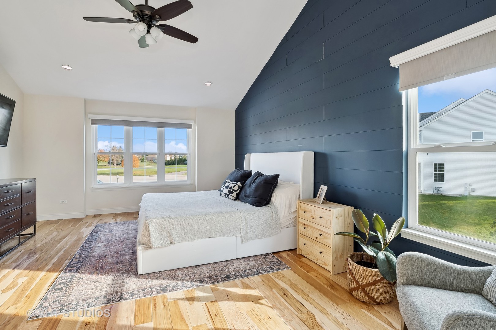 9103 Jeffrey Court Spring Grove, IL 60081 - Photo 14 of 34 Gallery Image 14