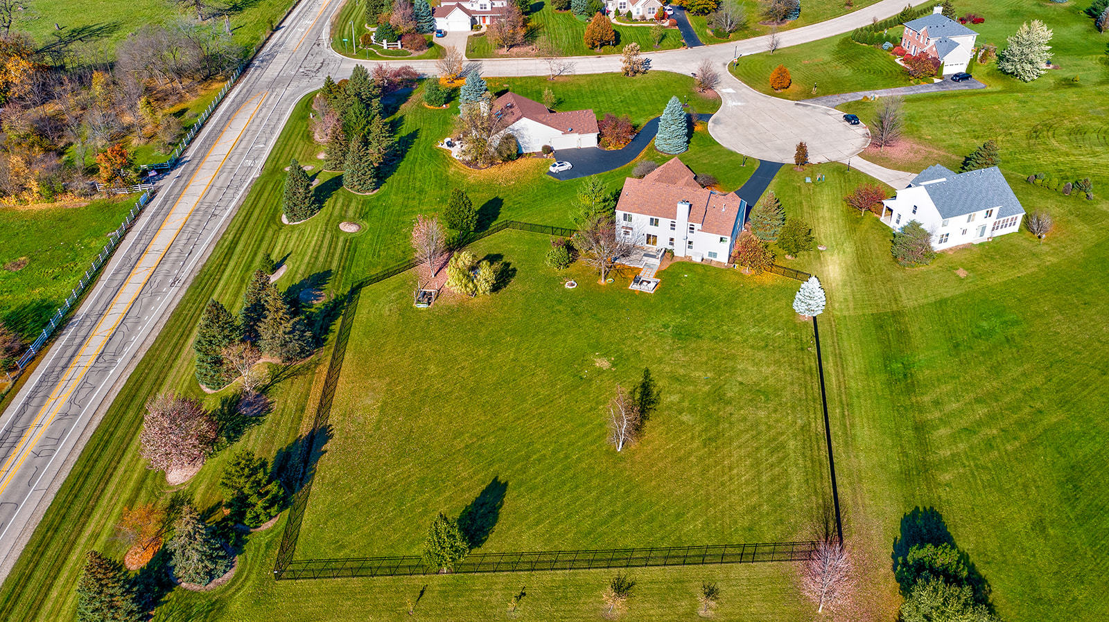 9103 Jeffrey Court Spring Grove, IL 60081 - Photo 28 of 34 Gallery Image 28
