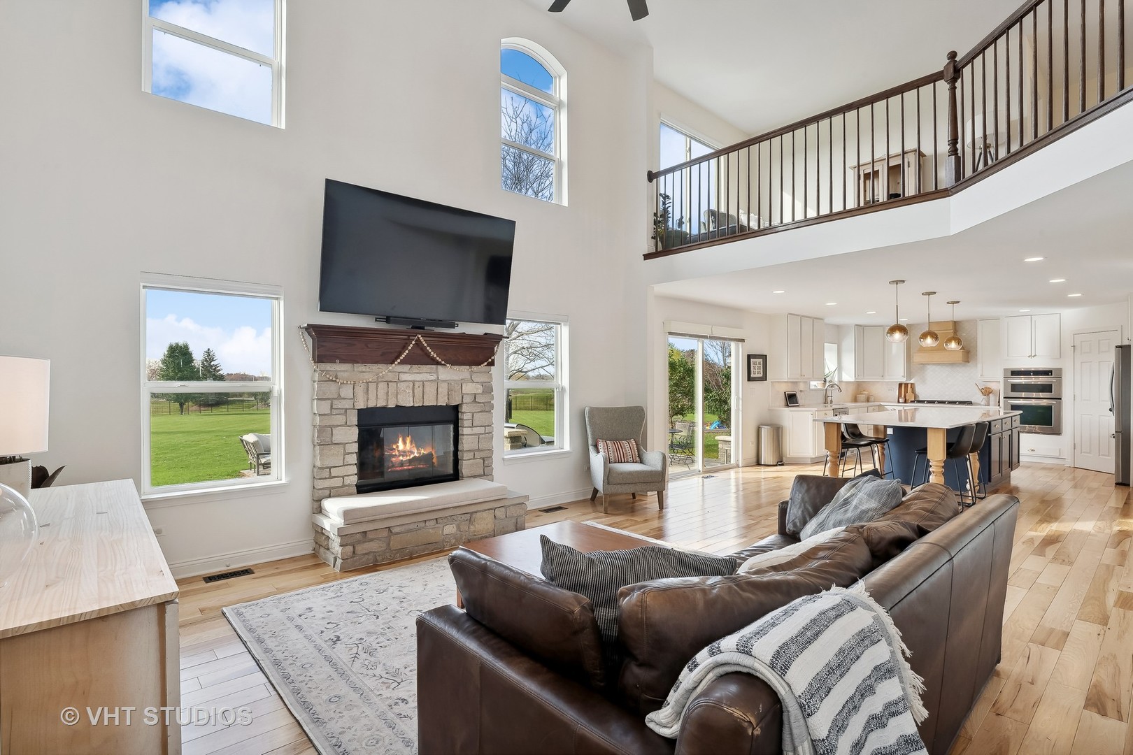 9103 Jeffrey Court Spring Grove, IL 60081 - Photo 7 of 34 Gallery Image 7