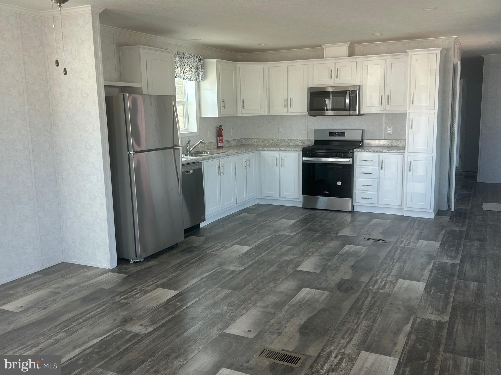 4191 Lake Road, Unit 17 Newfield, NJ 08344 - Photo 16 of 24 Gallery Image 16