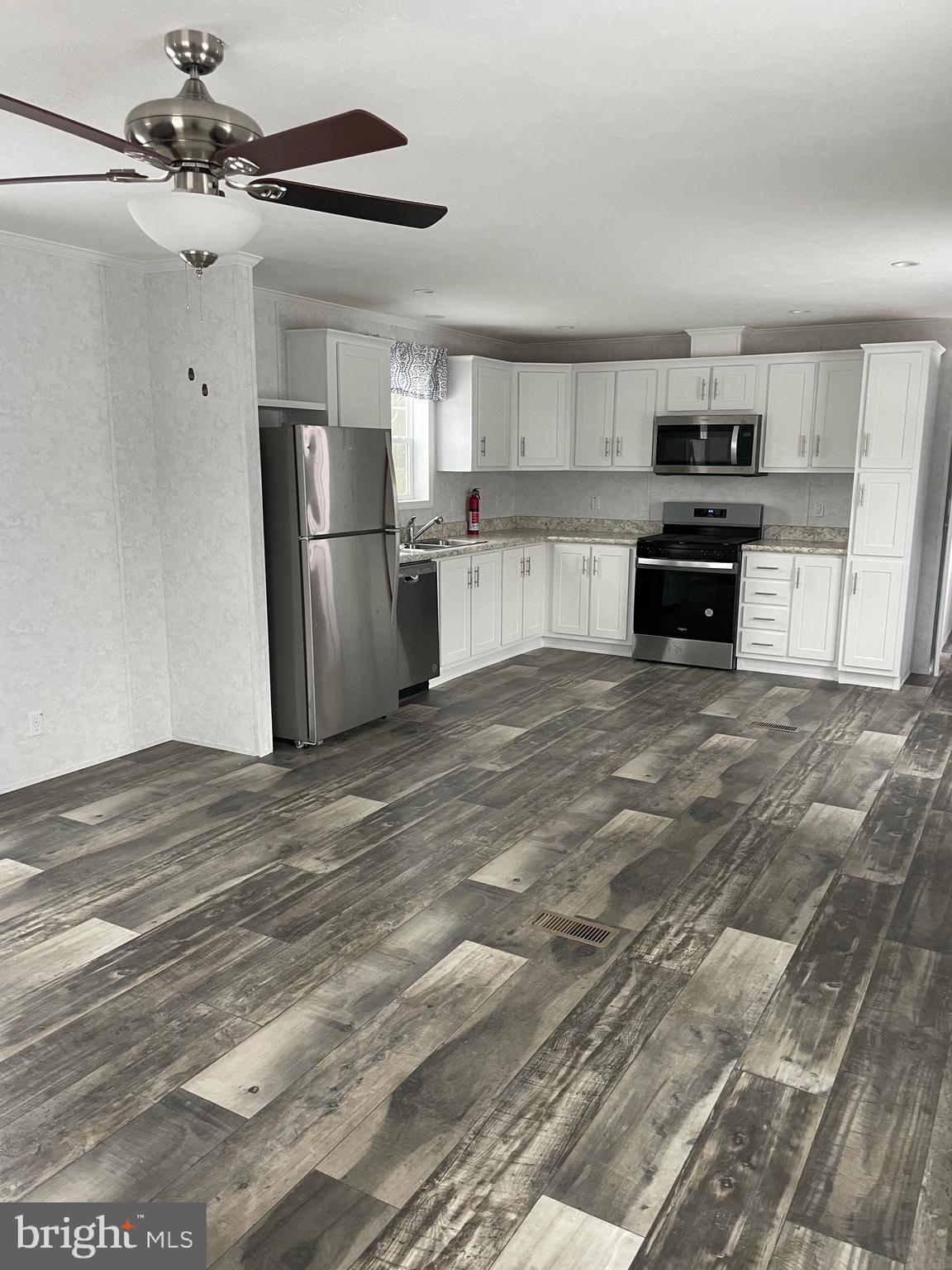 4191 Lake Road, Unit 17 Newfield, NJ 08344 - Photo 5 of 24 Gallery Image 5