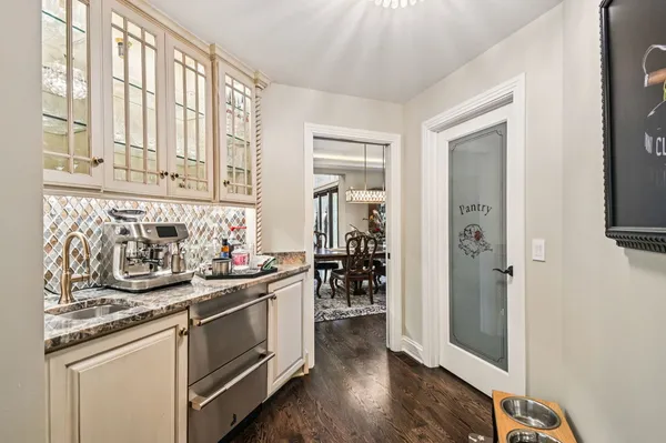 $3,750,000 | 3001 Glen Eagles Court, St. Charles, IL 60174