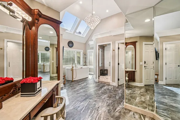 $3,750,000 | 3001 Glen Eagles Court, St. Charles, IL 60174