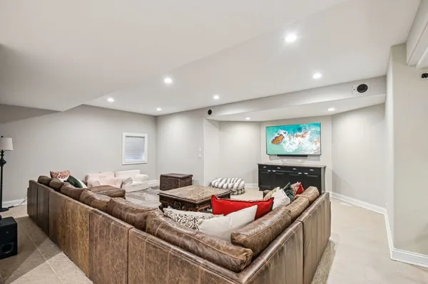 $3,750,000 | 3001 Glen Eagles Court, St. Charles, IL 60174