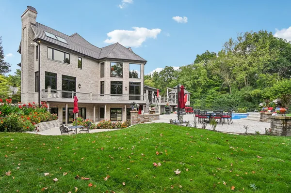 $3,750,000 | 3001 Glen Eagles Court, St. Charles, IL 60174