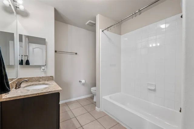 $295,000 | 314 Gulf Winds Drive, Bacliff, TX 77518