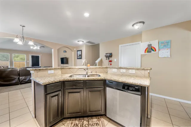 $295,000 | 314 Gulf Winds Drive, Bacliff, TX 77518