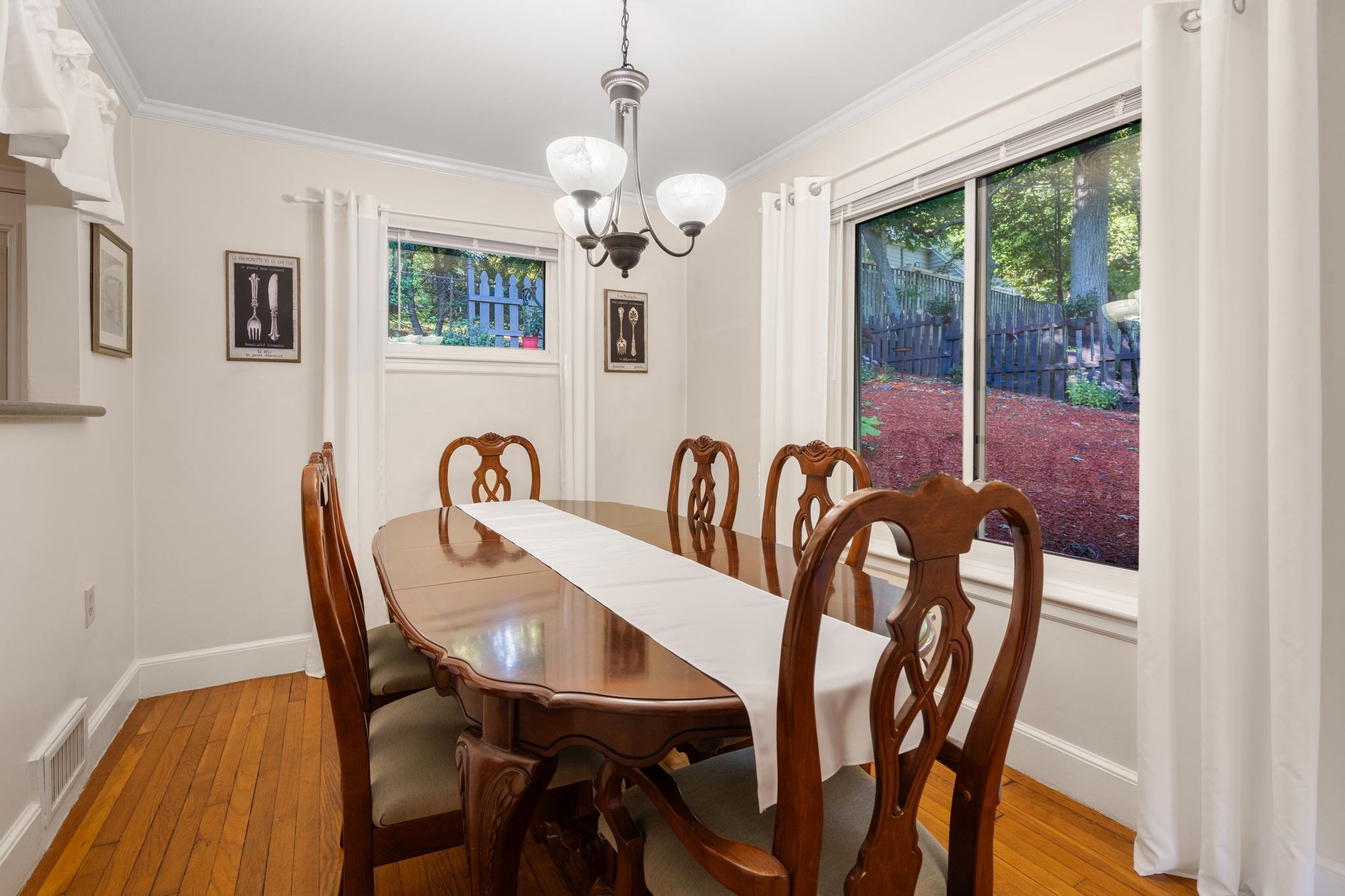 122 Austin Street Newton, MA 02460 - Photo 11 of 37 Gallery Image 11