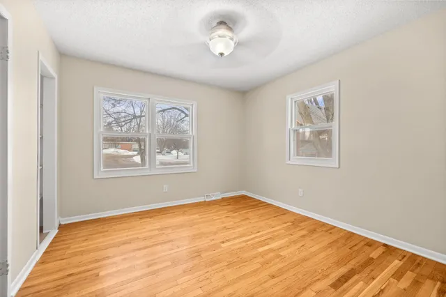 $229,900 | 530 4th Street North, Winsted, MN 55395