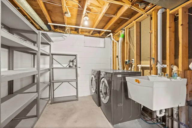 $229,900 | 530 4th Street North, Winsted, MN 55395