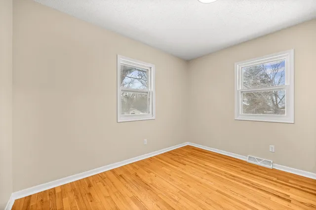 $229,900 | 530 4th Street North, Winsted, MN 55395