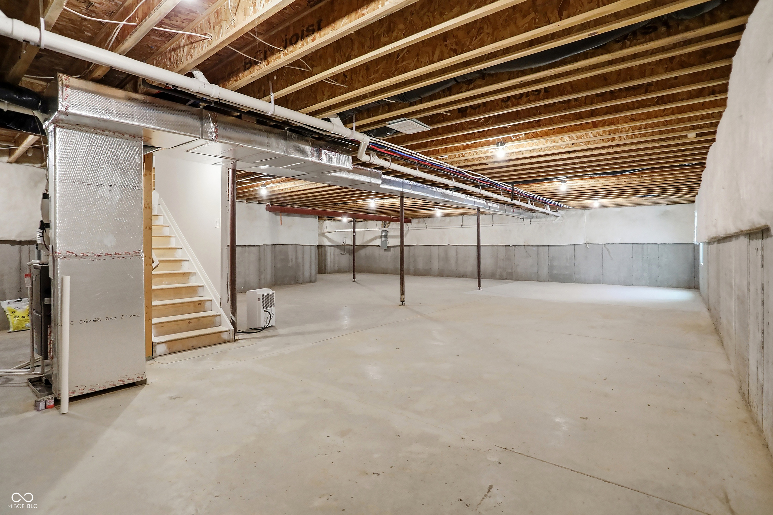 16067 Loire Valley Drive Fishers, IN 46037 - Photo 34 of 53