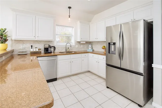 $465,000 | 5403 Bloomsbury Way, Bryan, TX 77802