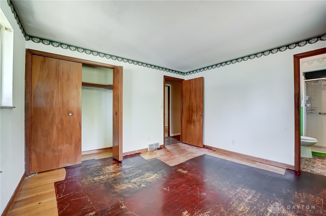 2703 County Line Road Dayton, OH 45420 - Photo 19 of 45