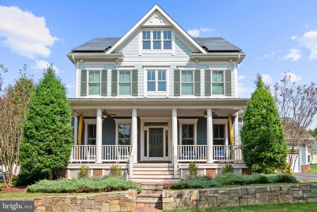 $1,398,000 | 124 Bullard Circle, Rockville, MD 20850