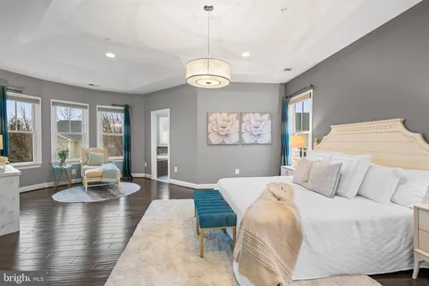 $1,398,000 | 124 Bullard Circle, Rockville, MD 20850