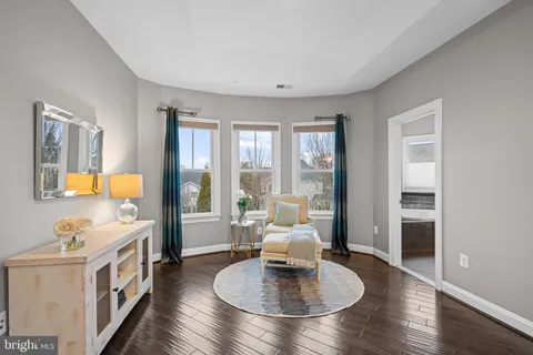 $1,398,000 | 124 Bullard Circle, Rockville, MD 20850