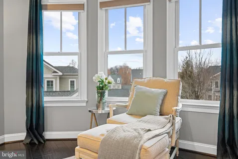 $1,398,000 | 124 Bullard Circle, Rockville, MD 20850