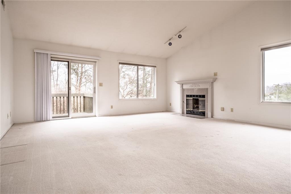 53 Lookout Ridge Drive Columbus, IN 47201 - Photo 3 of 30 Gallery Image 3