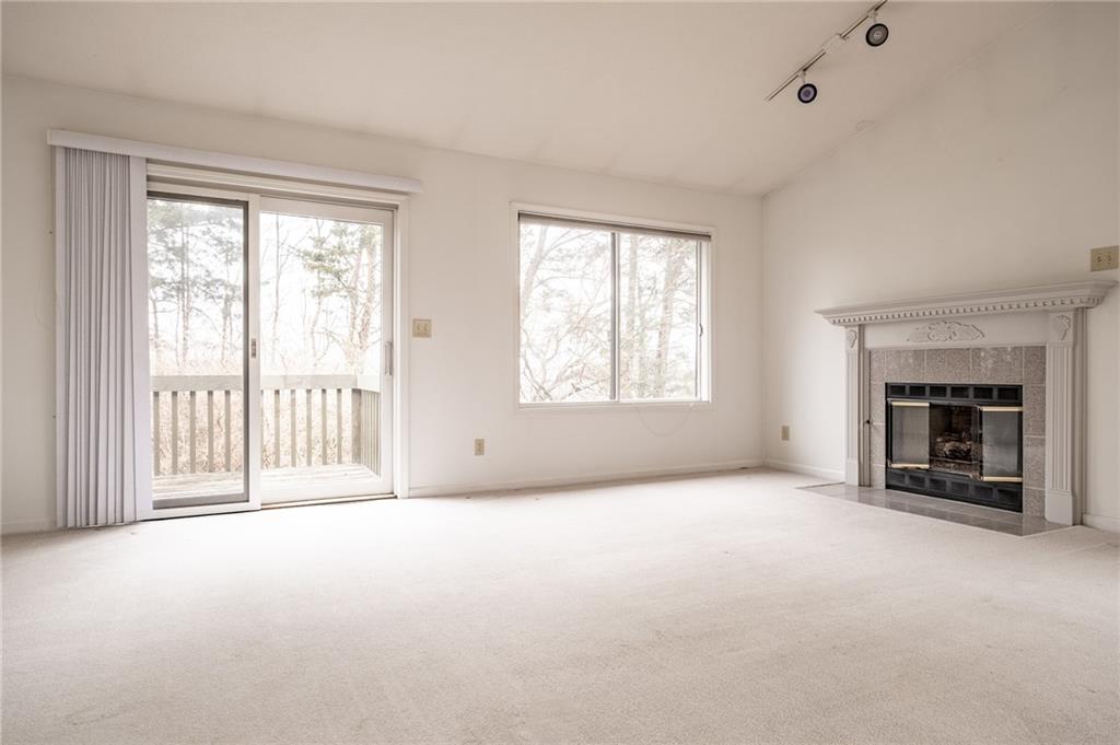 53 Lookout Ridge Drive Columbus, IN 47201 - Photo 5 of 30 Gallery Image 5