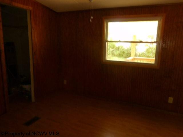 38 Rapp Drive Davis, WV 26260 - Photo 8 of 10 Gallery Image 8