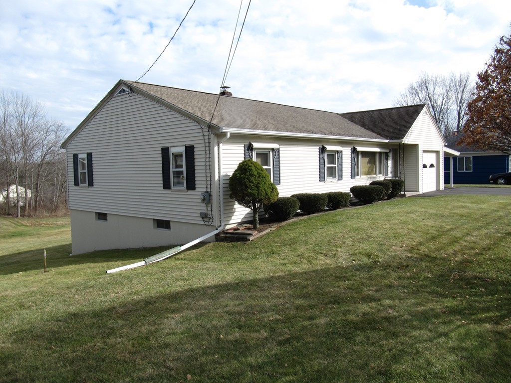64 Mason Road Dudley, MA 01571 - Photo 5 of 26