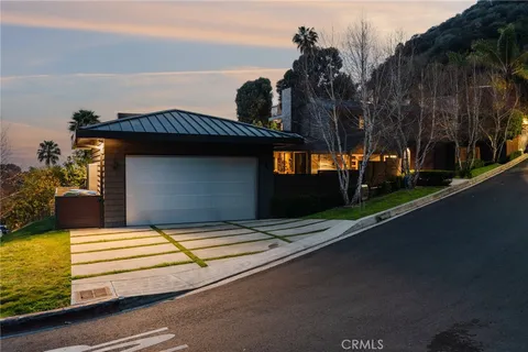 $4,498,000 | 8808 Thrasher Avenue, Los Angeles, CA 90069