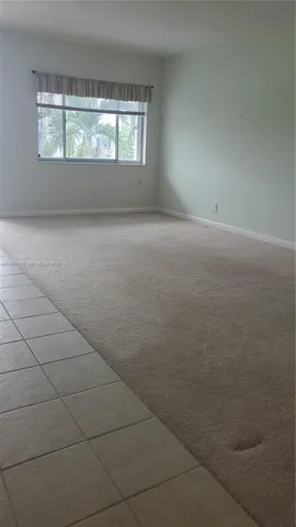 $1,445 | 2400 Lake Osborne Drive, Unit 204, Lake Worth, FL 33461